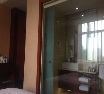 Chengdu Care U Well Hotel Jinjiang  Екстериор снимка
